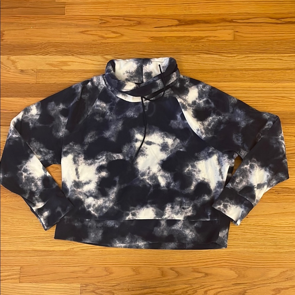 Tie-Dye Fleece Cropped Sweatshirt